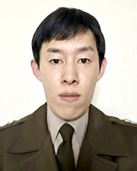 谷 さん